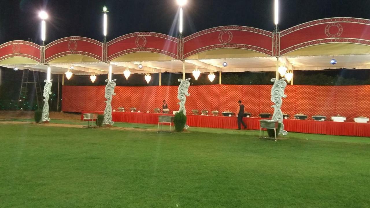 Hotel Landmark Gwalior Eksteriør bilde